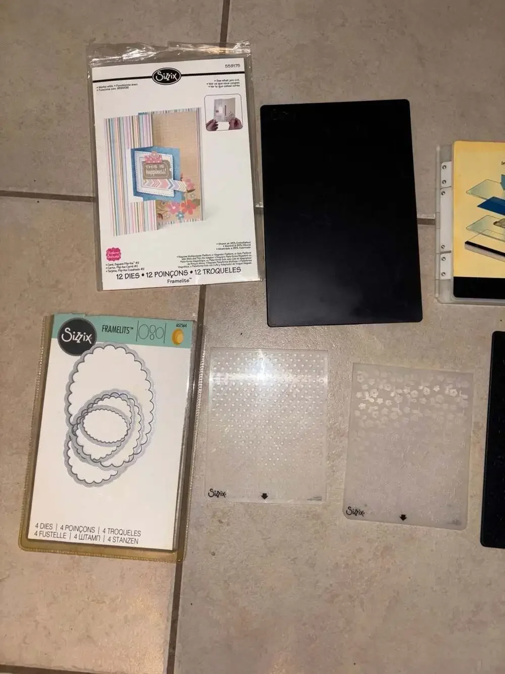 Sizzix Bundle with XL Extended Cutting Pad